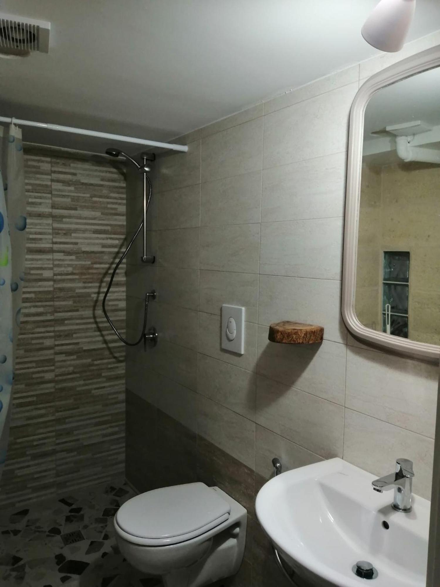Da Gio - Casa Vacanze A โลโกโรตอนโด ภายนอก รูปภาพ